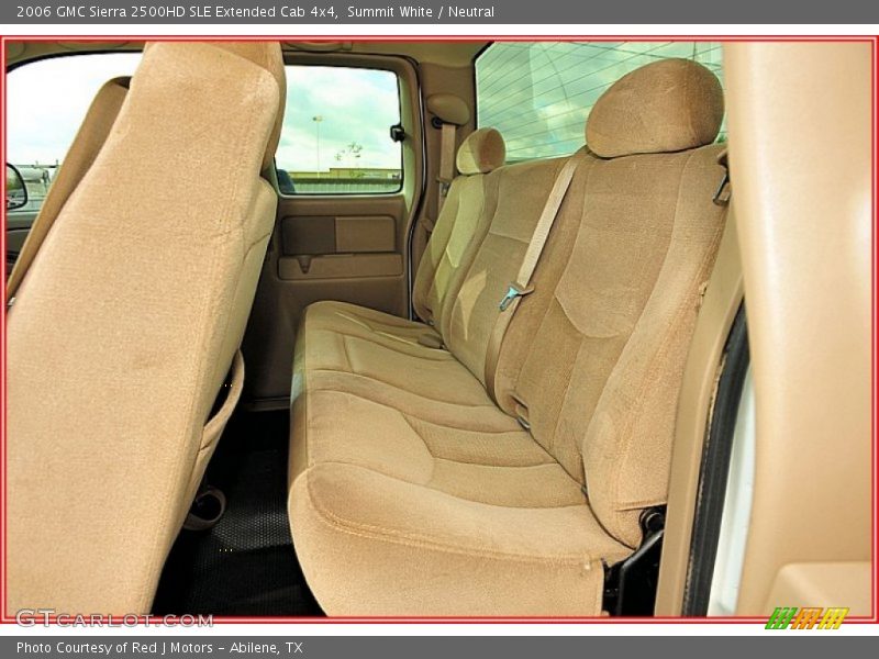  2006 Sierra 2500HD SLE Extended Cab 4x4 Neutral Interior