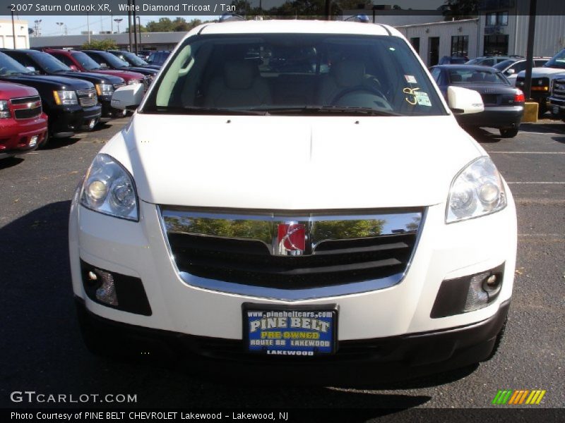 White Diamond Tricoat / Tan 2007 Saturn Outlook XR