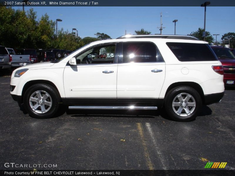 White Diamond Tricoat / Tan 2007 Saturn Outlook XR