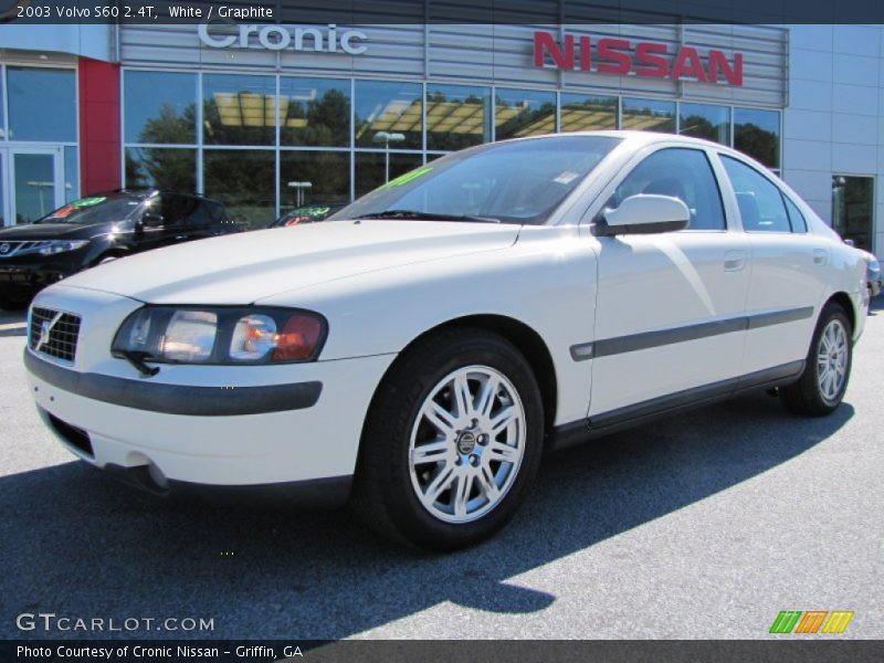 White / Graphite 2003 Volvo S60 2.4T