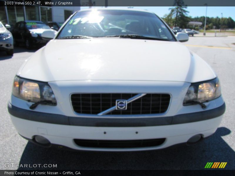 White / Graphite 2003 Volvo S60 2.4T