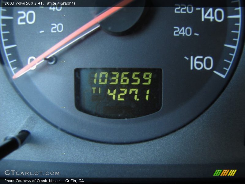 White / Graphite 2003 Volvo S60 2.4T