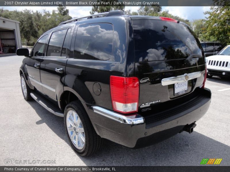Brilliant Black Crystal Pearl / Dark Khaki/Light Graystone 2007 Chrysler Aspen Limited HEMI
