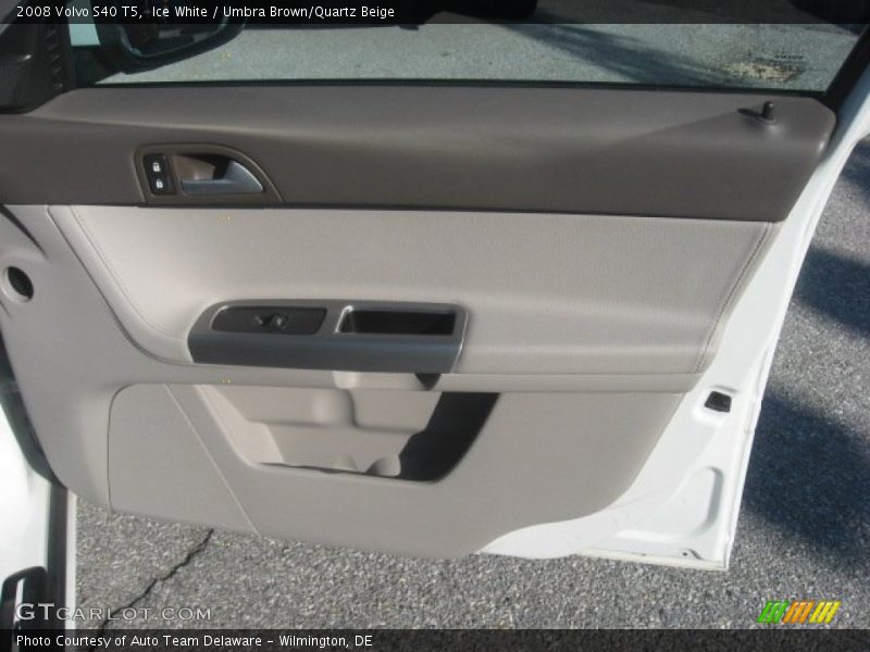 Ice White / Umbra Brown/Quartz Beige 2008 Volvo S40 T5
