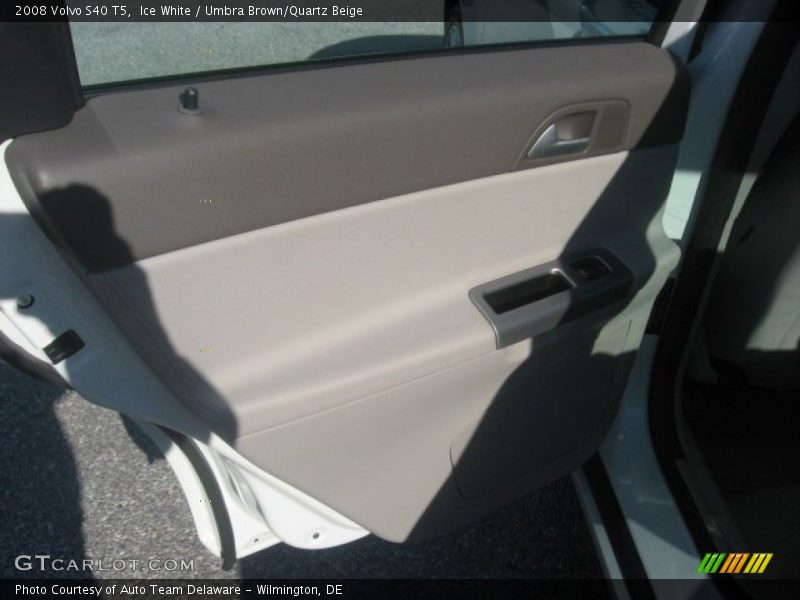 Ice White / Umbra Brown/Quartz Beige 2008 Volvo S40 T5