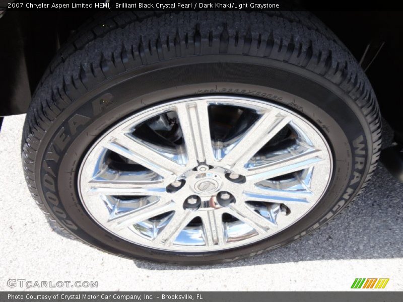 Brilliant Black Crystal Pearl / Dark Khaki/Light Graystone 2007 Chrysler Aspen Limited HEMI