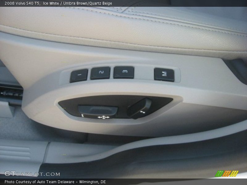 Ice White / Umbra Brown/Quartz Beige 2008 Volvo S40 T5