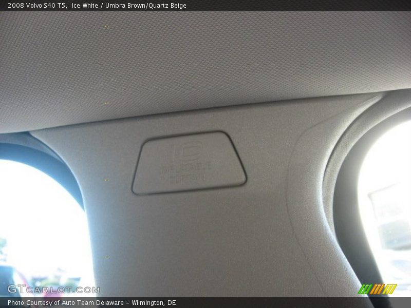 Ice White / Umbra Brown/Quartz Beige 2008 Volvo S40 T5