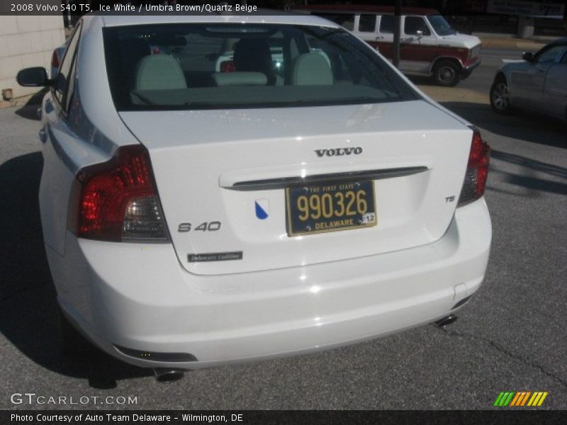 Ice White / Umbra Brown/Quartz Beige 2008 Volvo S40 T5