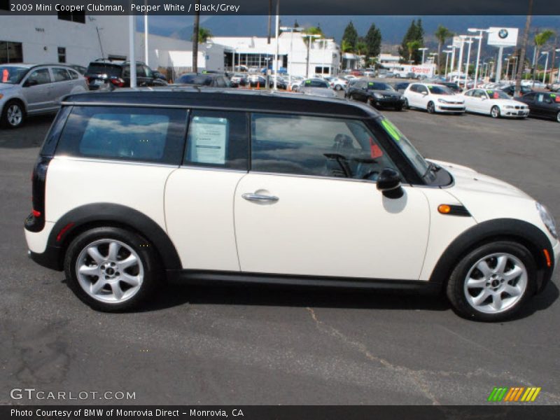 Pepper White / Black/Grey 2009 Mini Cooper Clubman