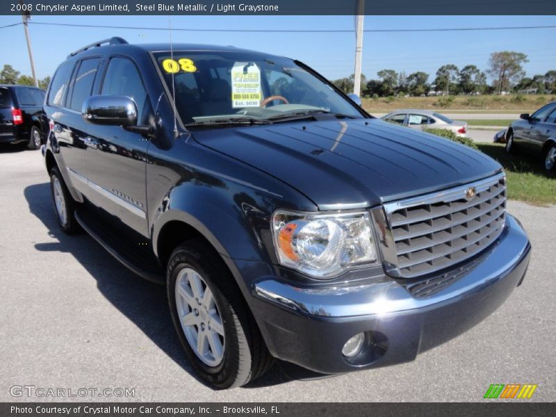 Front 3/4 View of 2008 Aspen Limited