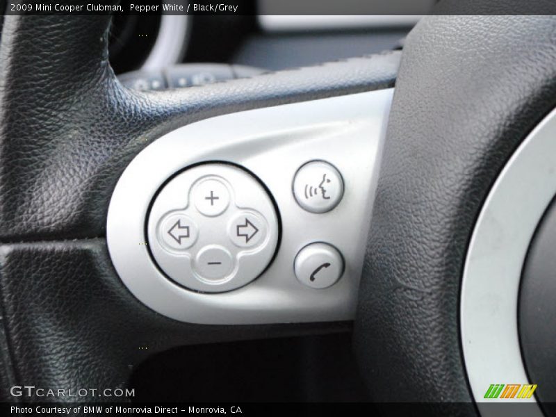 Pepper White / Black/Grey 2009 Mini Cooper Clubman