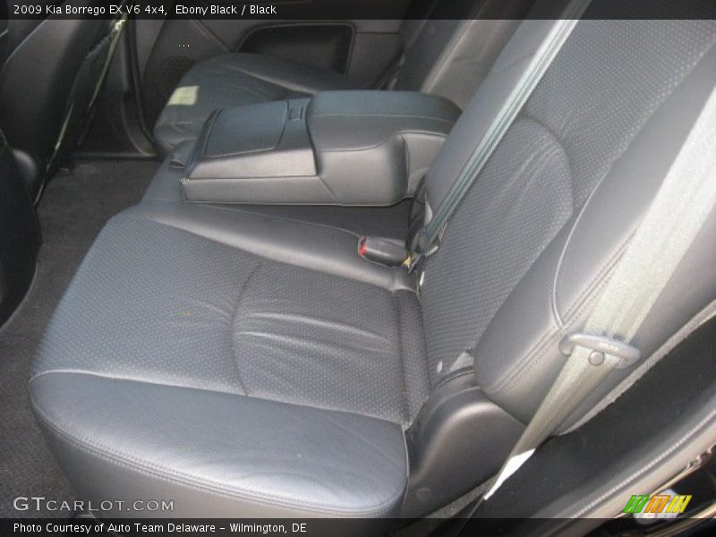 Ebony Black / Black 2009 Kia Borrego EX V6 4x4