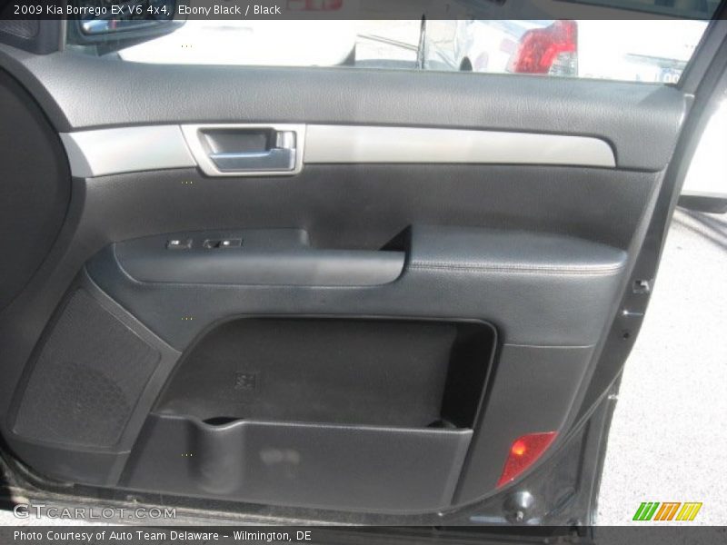 Ebony Black / Black 2009 Kia Borrego EX V6 4x4