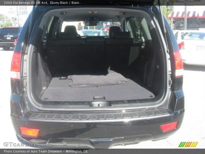 Ebony Black / Black 2009 Kia Borrego EX V6 4x4