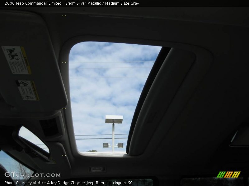 Bright Silver Metallic / Medium Slate Gray 2006 Jeep Commander Limited