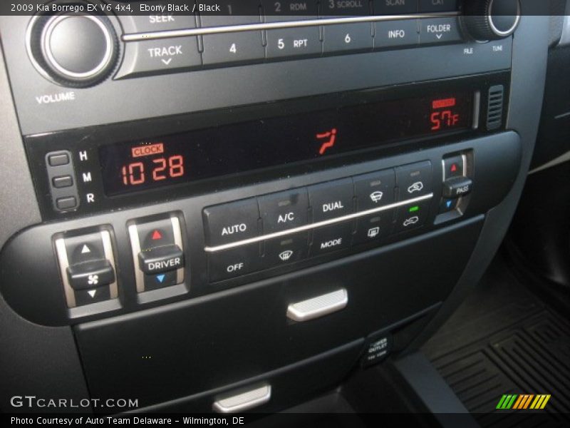 Ebony Black / Black 2009 Kia Borrego EX V6 4x4