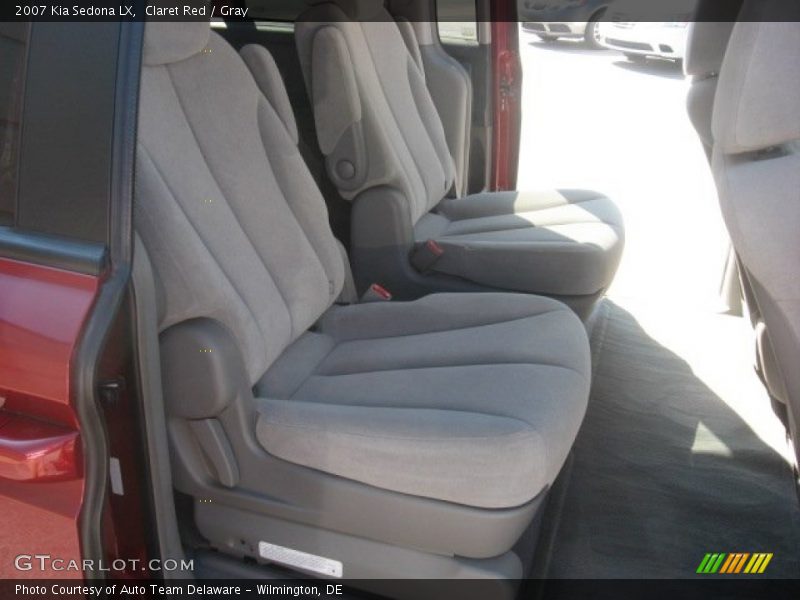 Claret Red / Gray 2007 Kia Sedona LX