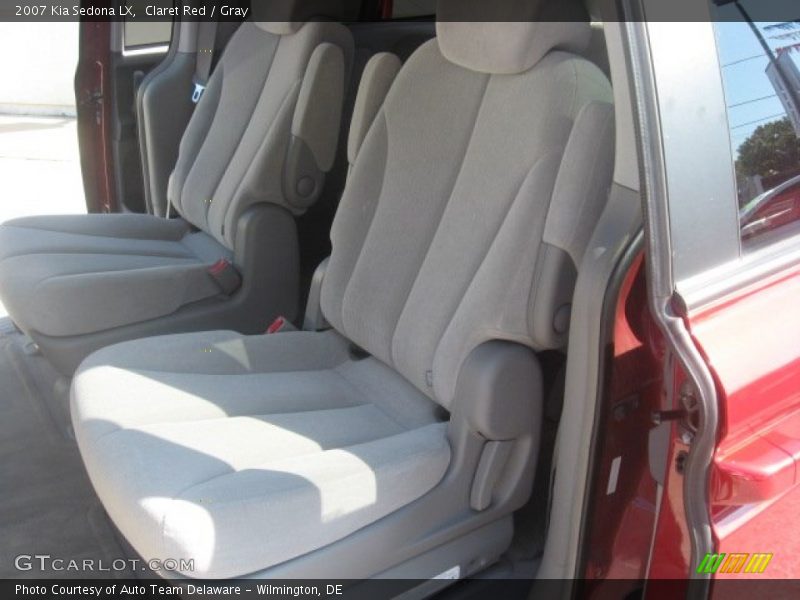 Claret Red / Gray 2007 Kia Sedona LX