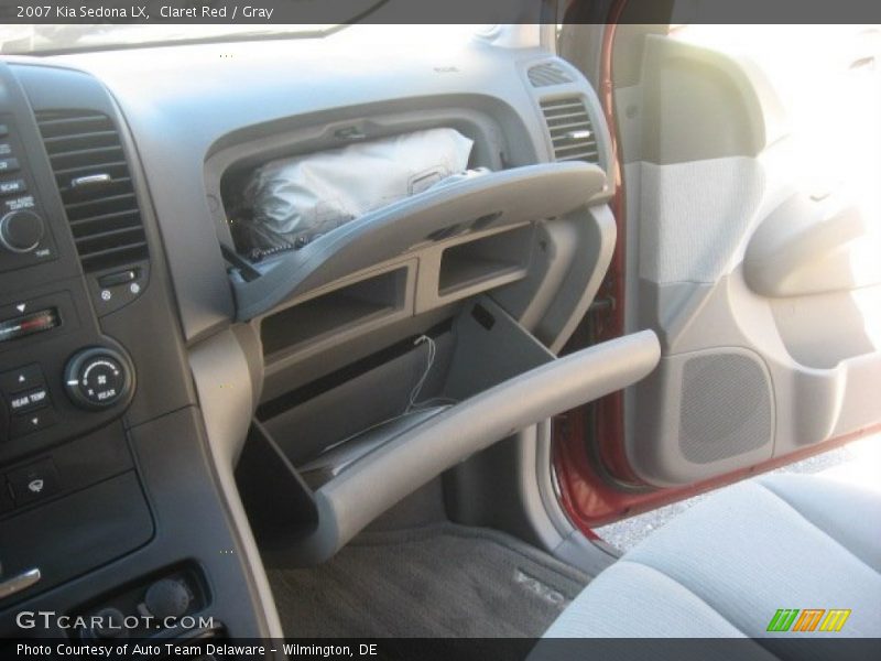Claret Red / Gray 2007 Kia Sedona LX