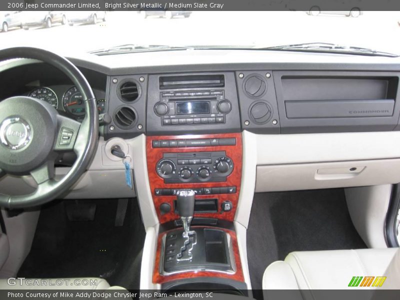 Bright Silver Metallic / Medium Slate Gray 2006 Jeep Commander Limited
