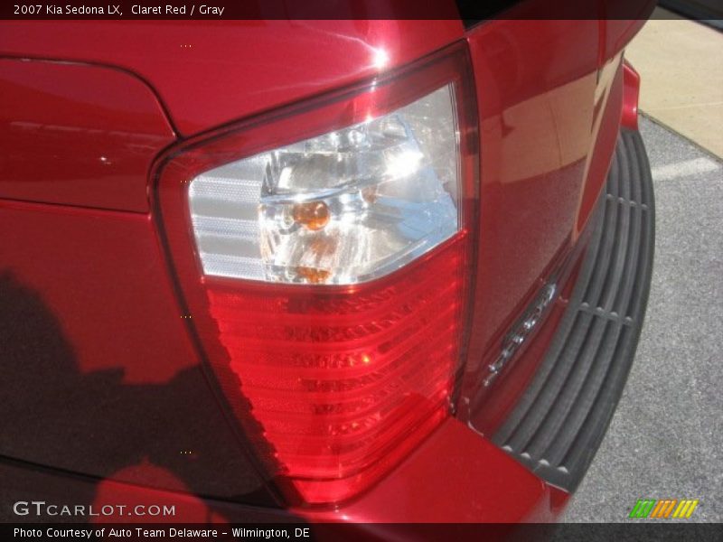 Claret Red / Gray 2007 Kia Sedona LX