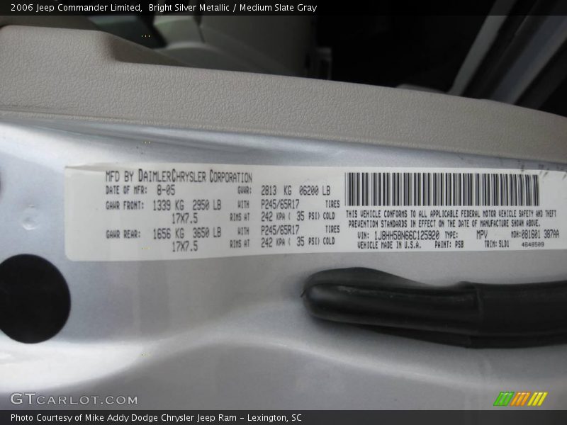 Bright Silver Metallic / Medium Slate Gray 2006 Jeep Commander Limited