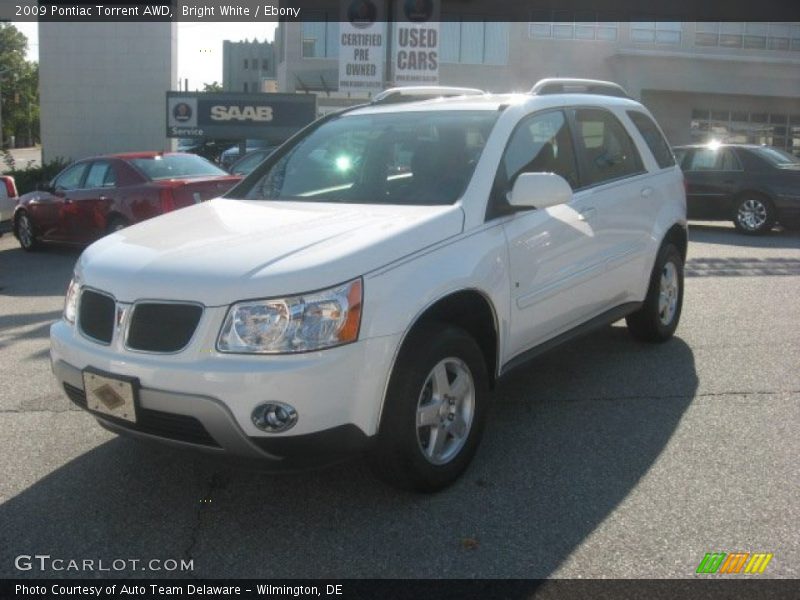 Bright White / Ebony 2009 Pontiac Torrent AWD