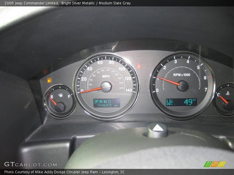 Bright Silver Metallic / Medium Slate Gray 2006 Jeep Commander Limited