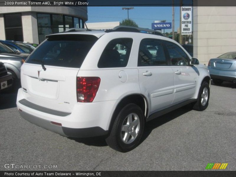 Bright White / Ebony 2009 Pontiac Torrent AWD