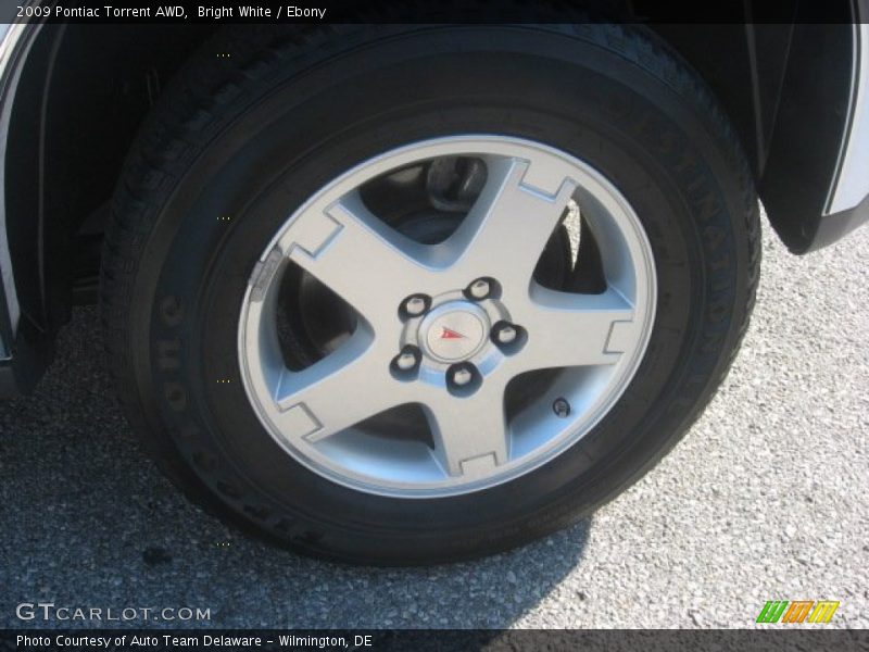Bright White / Ebony 2009 Pontiac Torrent AWD