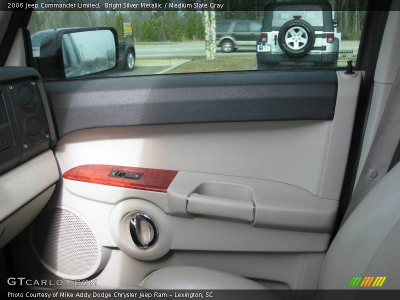Bright Silver Metallic / Medium Slate Gray 2006 Jeep Commander Limited