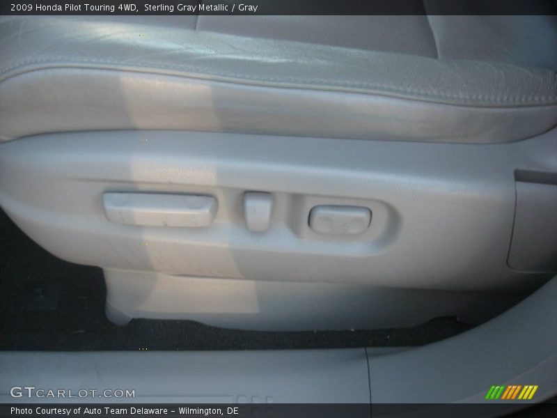 Sterling Gray Metallic / Gray 2009 Honda Pilot Touring 4WD
