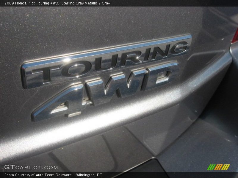 Sterling Gray Metallic / Gray 2009 Honda Pilot Touring 4WD