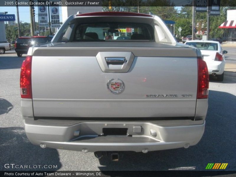 Quicksilver / Pewter 2005 Cadillac Escalade EXT AWD