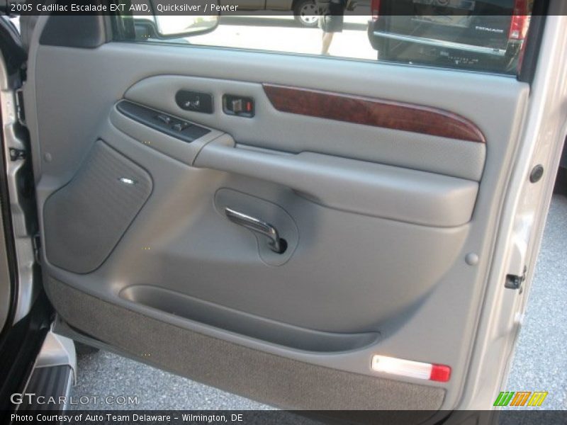 Quicksilver / Pewter 2005 Cadillac Escalade EXT AWD