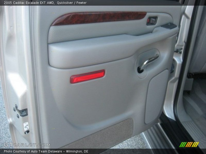 Quicksilver / Pewter 2005 Cadillac Escalade EXT AWD