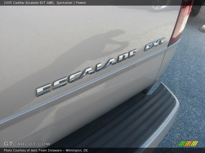 Quicksilver / Pewter 2005 Cadillac Escalade EXT AWD