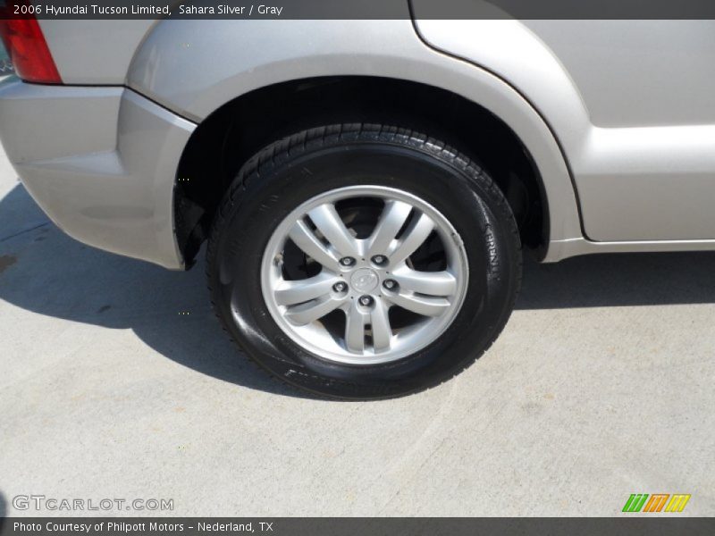 Sahara Silver / Gray 2006 Hyundai Tucson Limited
