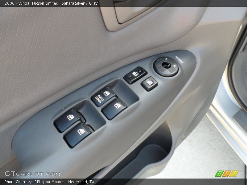 Sahara Silver / Gray 2006 Hyundai Tucson Limited