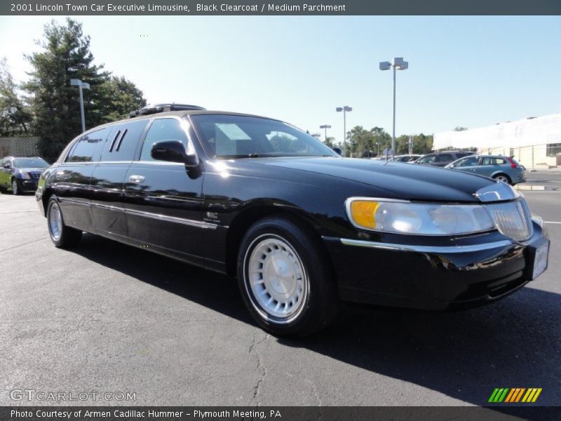 Black Clearcoat / Medium Parchment 2001 Lincoln Town Car Executive Limousine