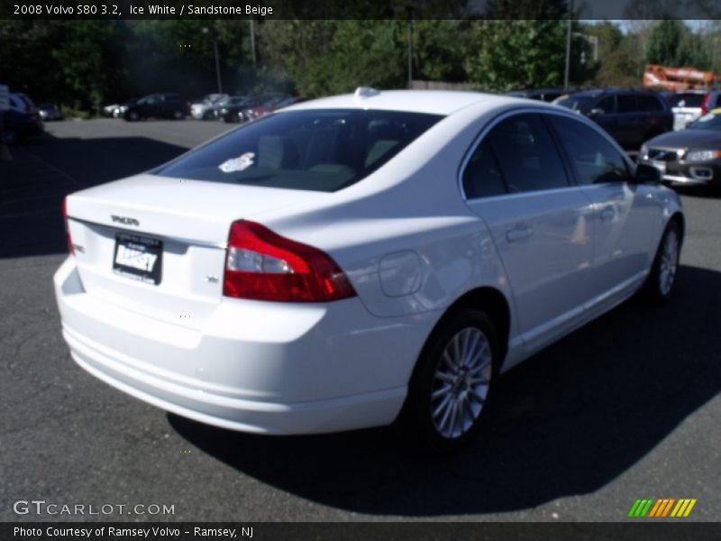 Ice White / Sandstone Beige 2008 Volvo S80 3.2