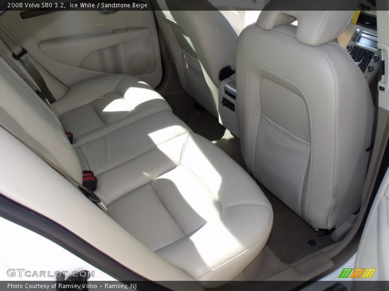 Ice White / Sandstone Beige 2008 Volvo S80 3.2
