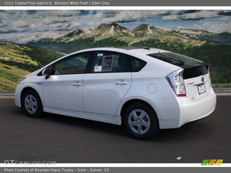 Blizzard White Pearl / Dark Gray 2011 Toyota Prius Hybrid III