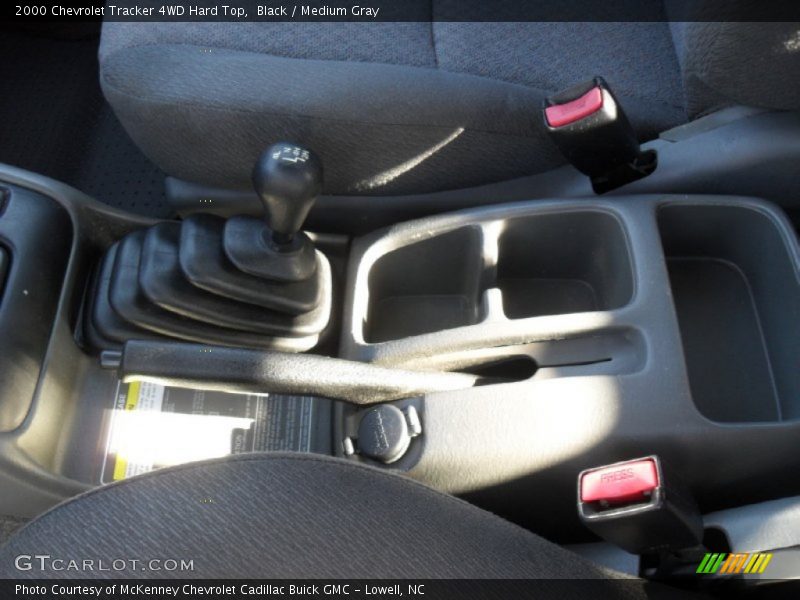 Black / Medium Gray 2000 Chevrolet Tracker 4WD Hard Top