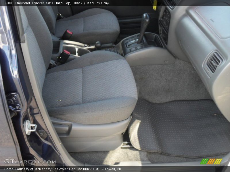 Black / Medium Gray 2000 Chevrolet Tracker 4WD Hard Top