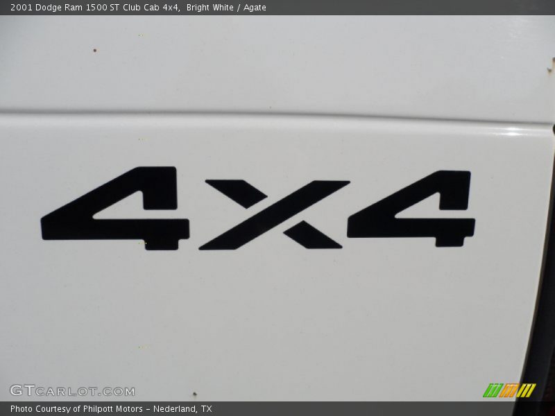  2001 Ram 1500 ST Club Cab 4x4 Logo