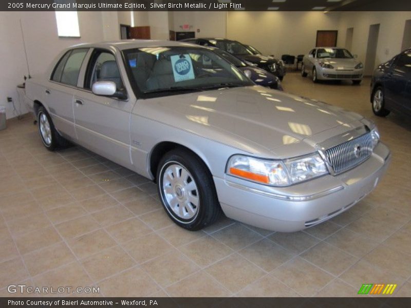 Silver Birch Metallic / Light Flint 2005 Mercury Grand Marquis Ultimate Edition
