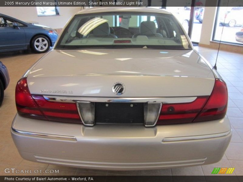 Silver Birch Metallic / Light Flint 2005 Mercury Grand Marquis Ultimate Edition