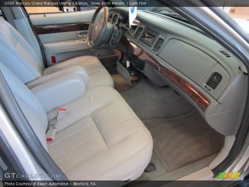 Silver Birch Metallic / Light Flint 2005 Mercury Grand Marquis Ultimate Edition